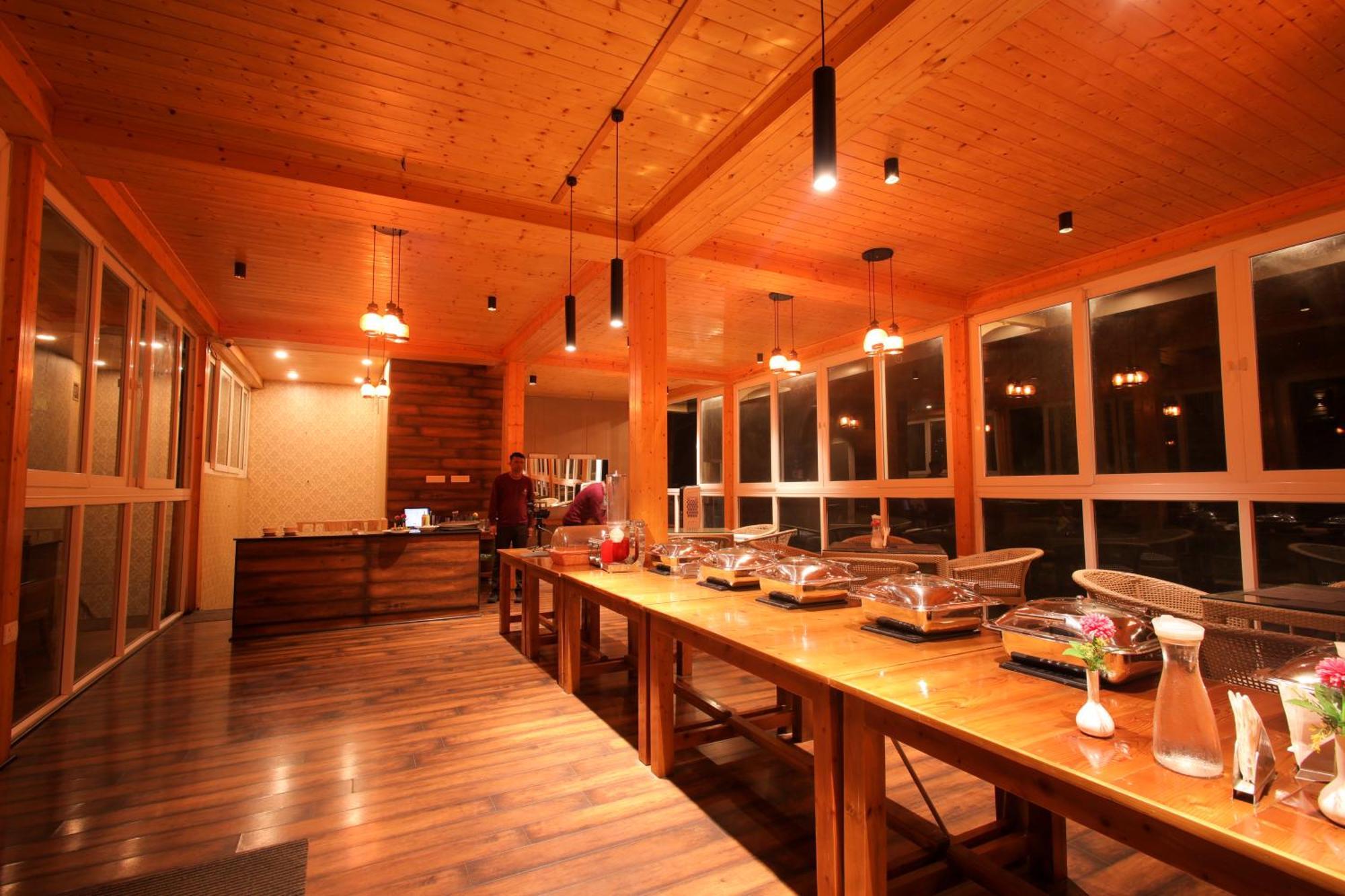 The Woods Retreat Hotel Lansdowne Buitenkant foto