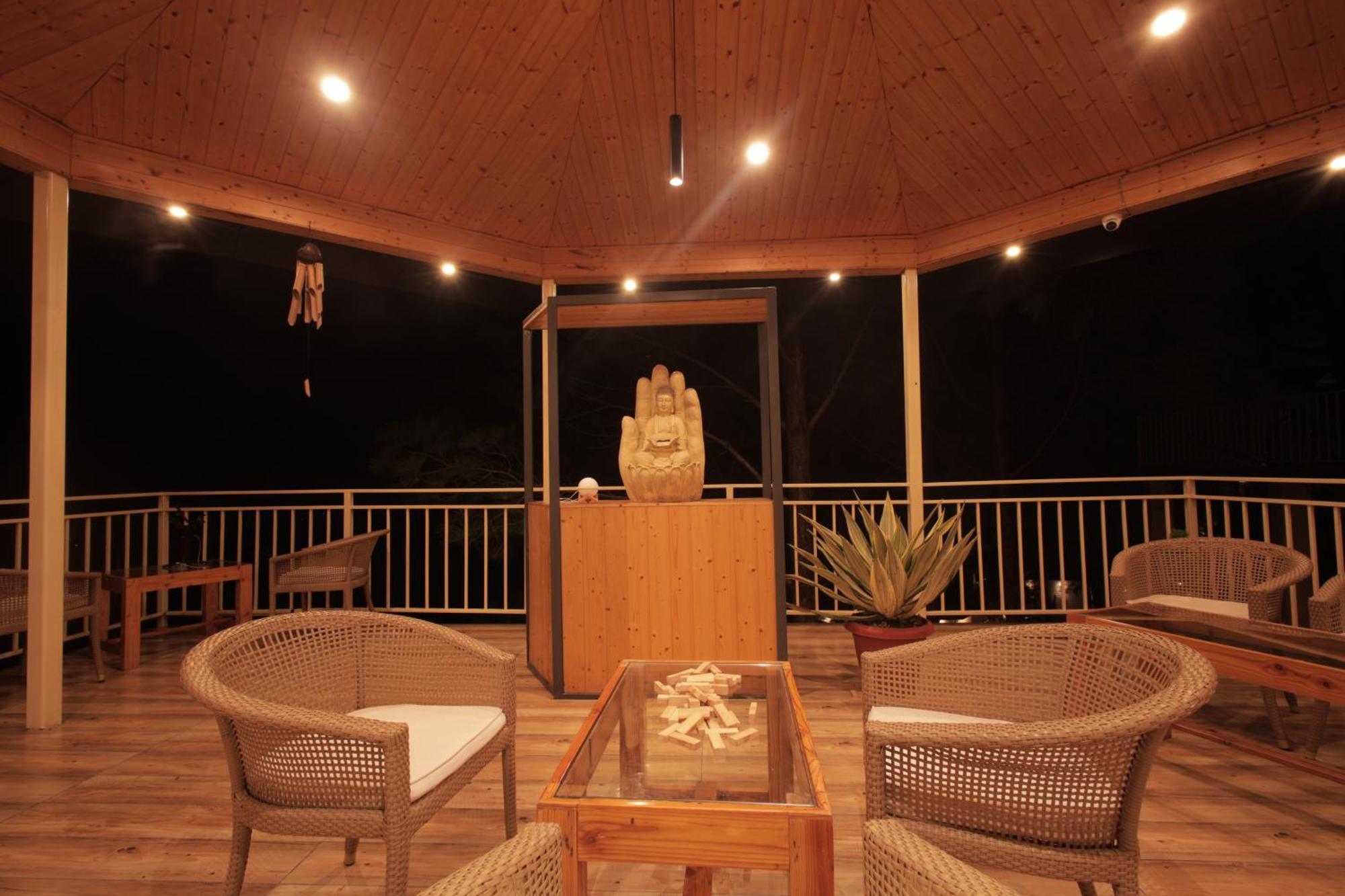 The Woods Retreat Hotel Lansdowne Buitenkant foto
