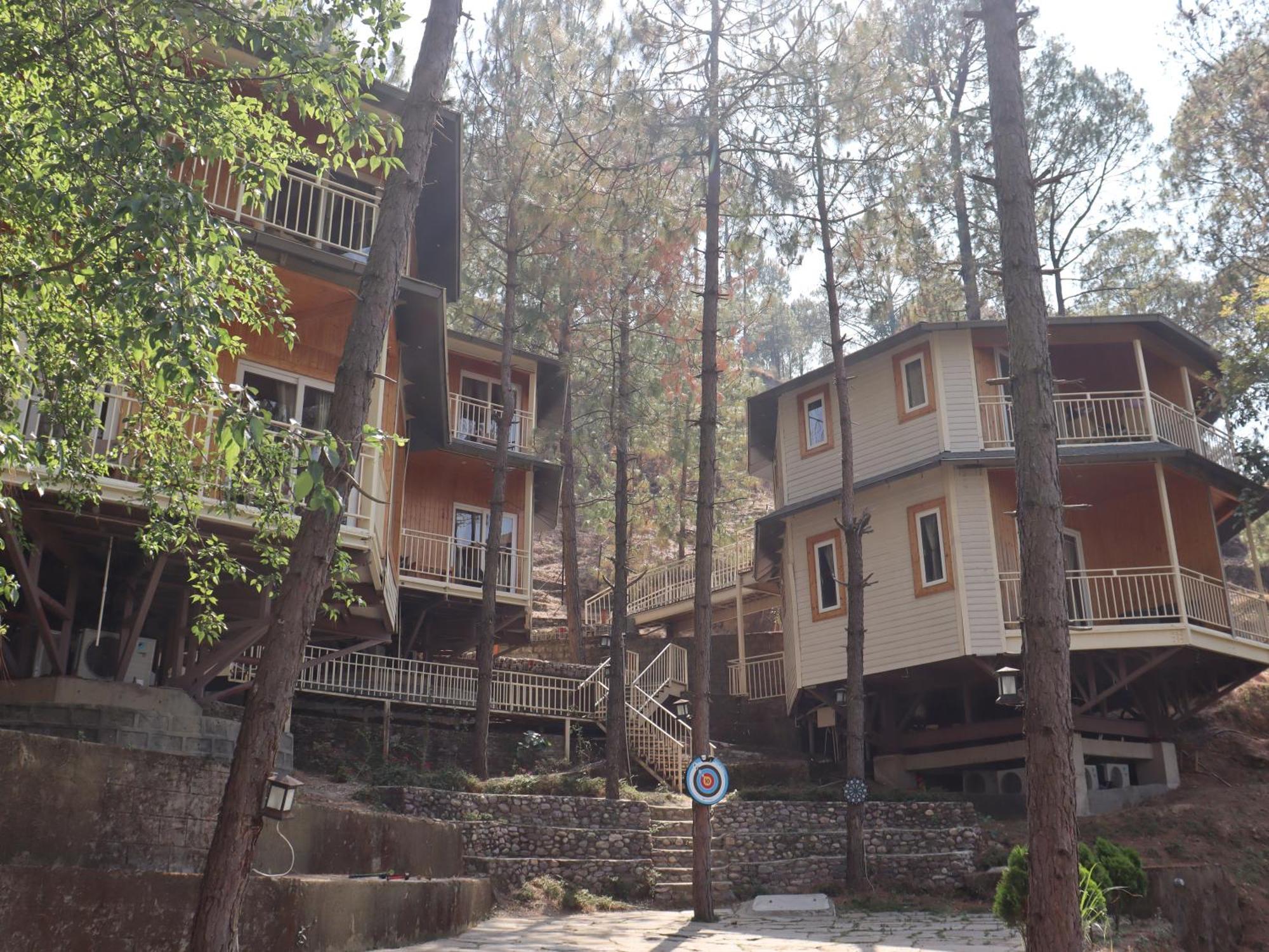 The Woods Retreat Hotel Lansdowne Buitenkant foto