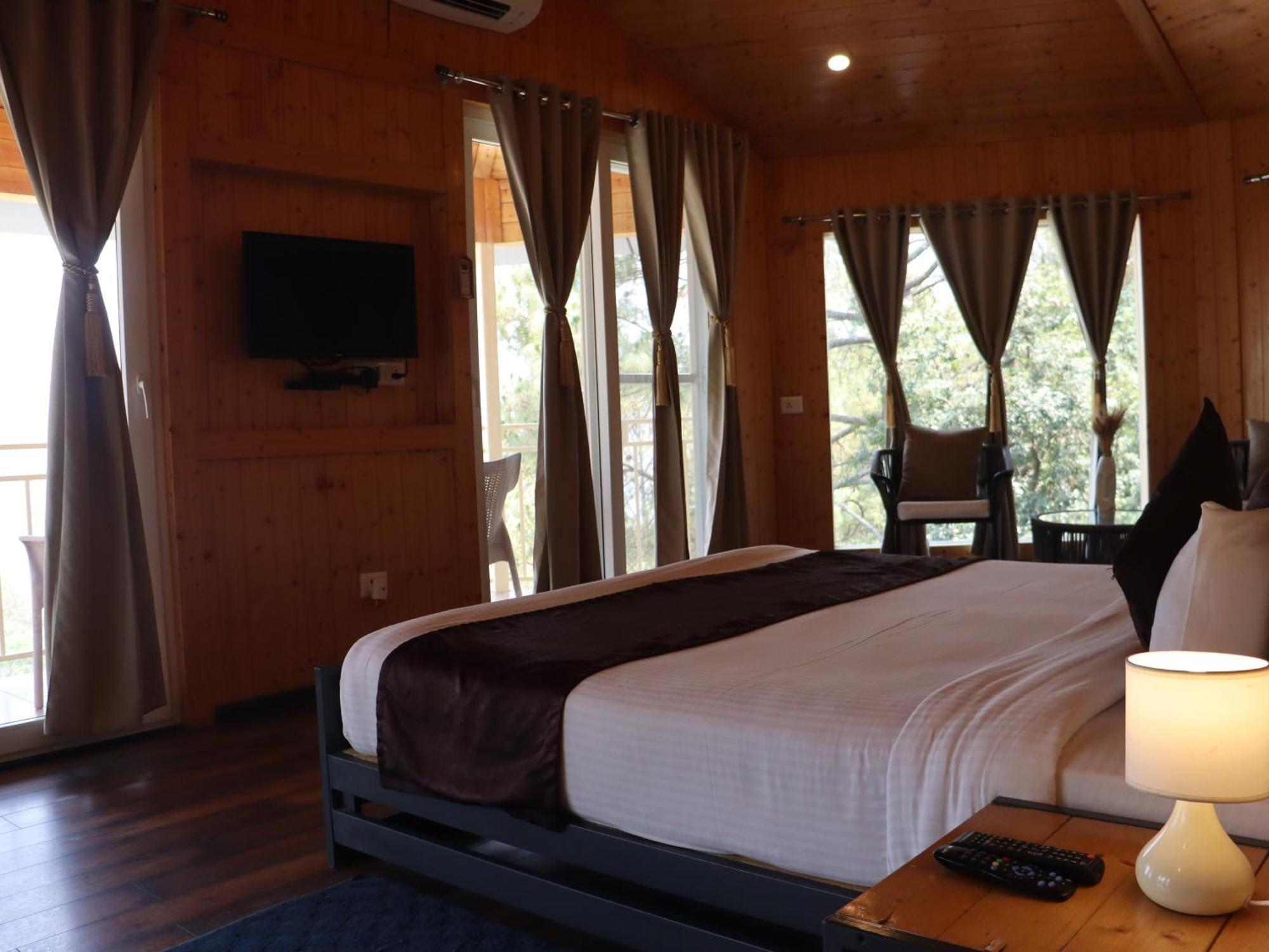 The Woods Retreat Hotel Lansdowne Buitenkant foto