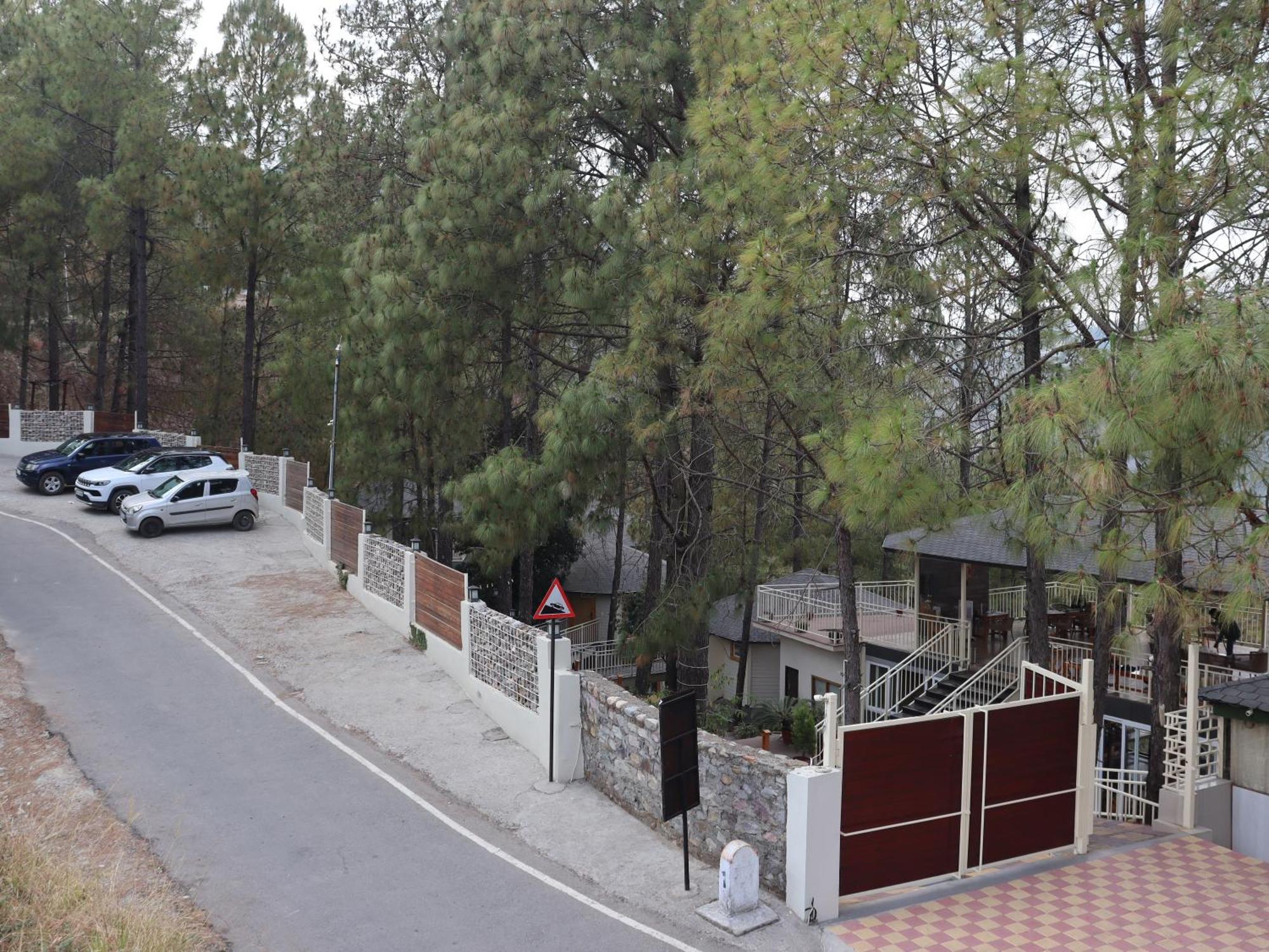 The Woods Retreat Hotel Lansdowne Buitenkant foto