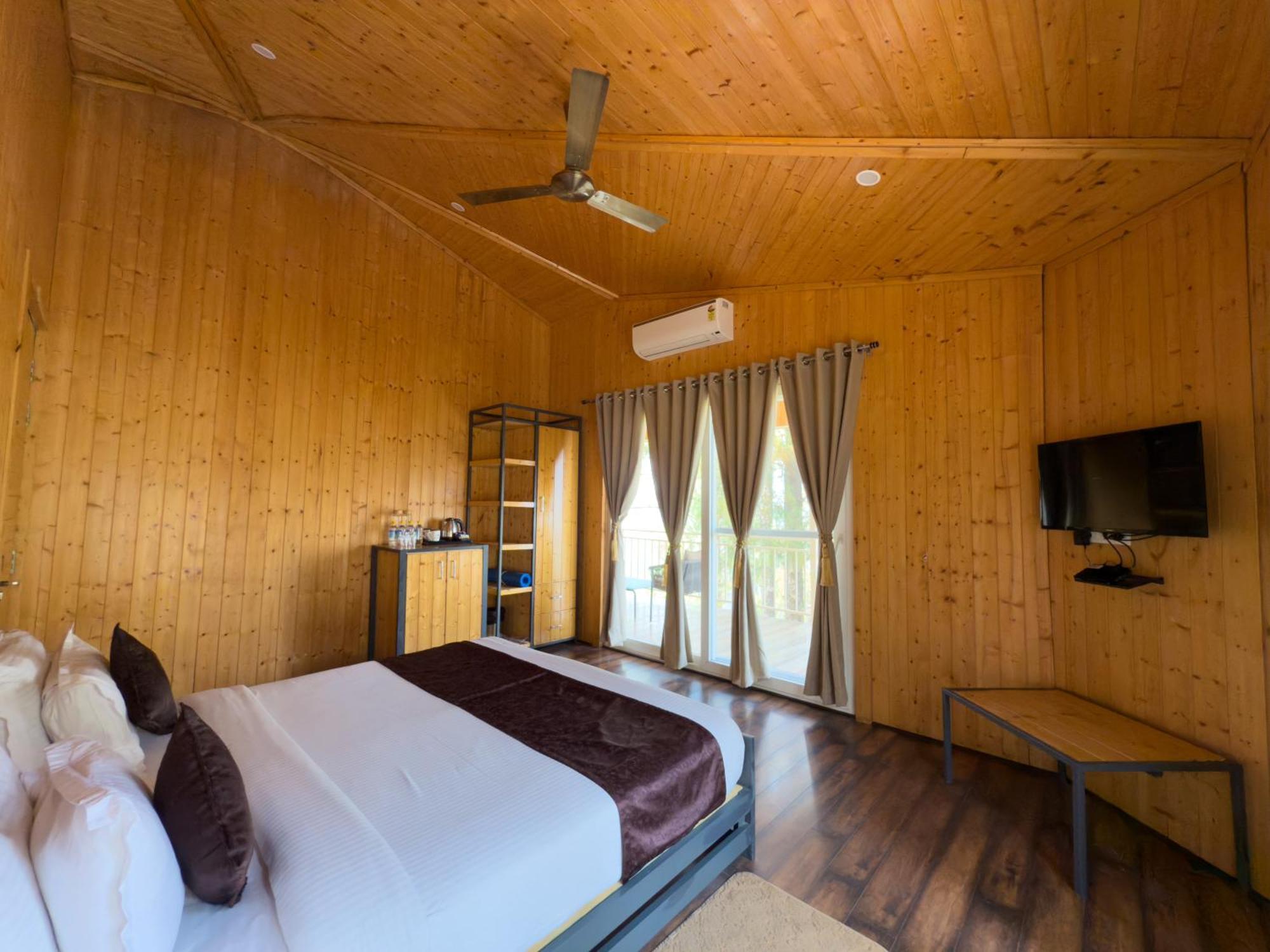 The Woods Retreat Hotel Lansdowne Buitenkant foto