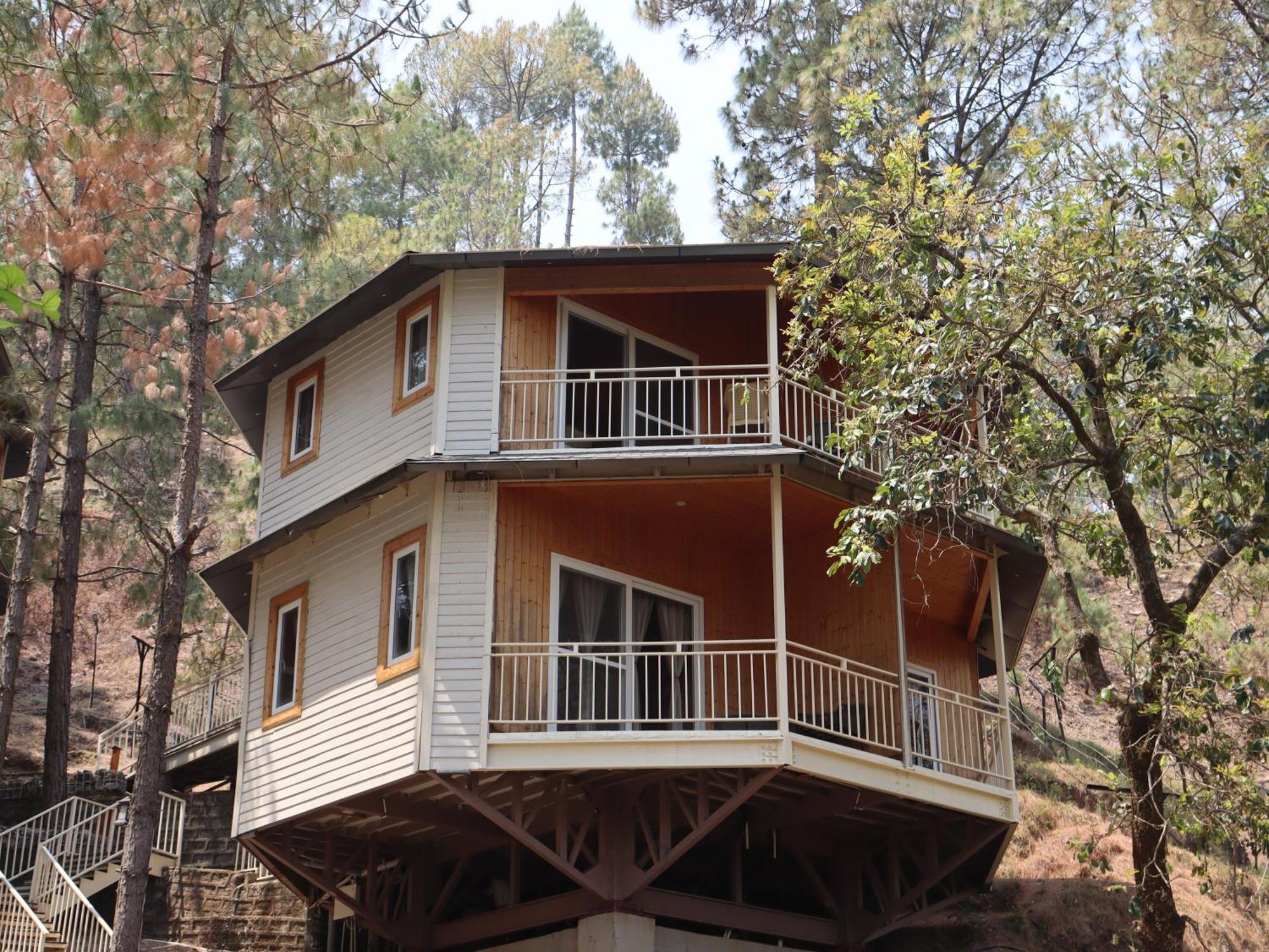 The Woods Retreat Hotel Lansdowne Buitenkant foto